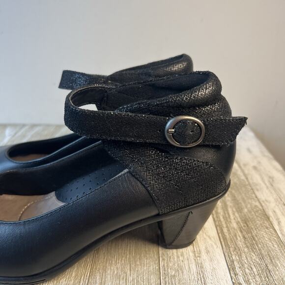 Earth Garnet Shoes Women's 8 Black Adjustable Mary Jane Heels Ankle Strap EUC - Picture 2 of 8